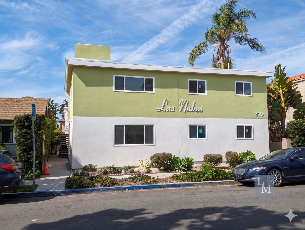 219 Loma Avenue #4