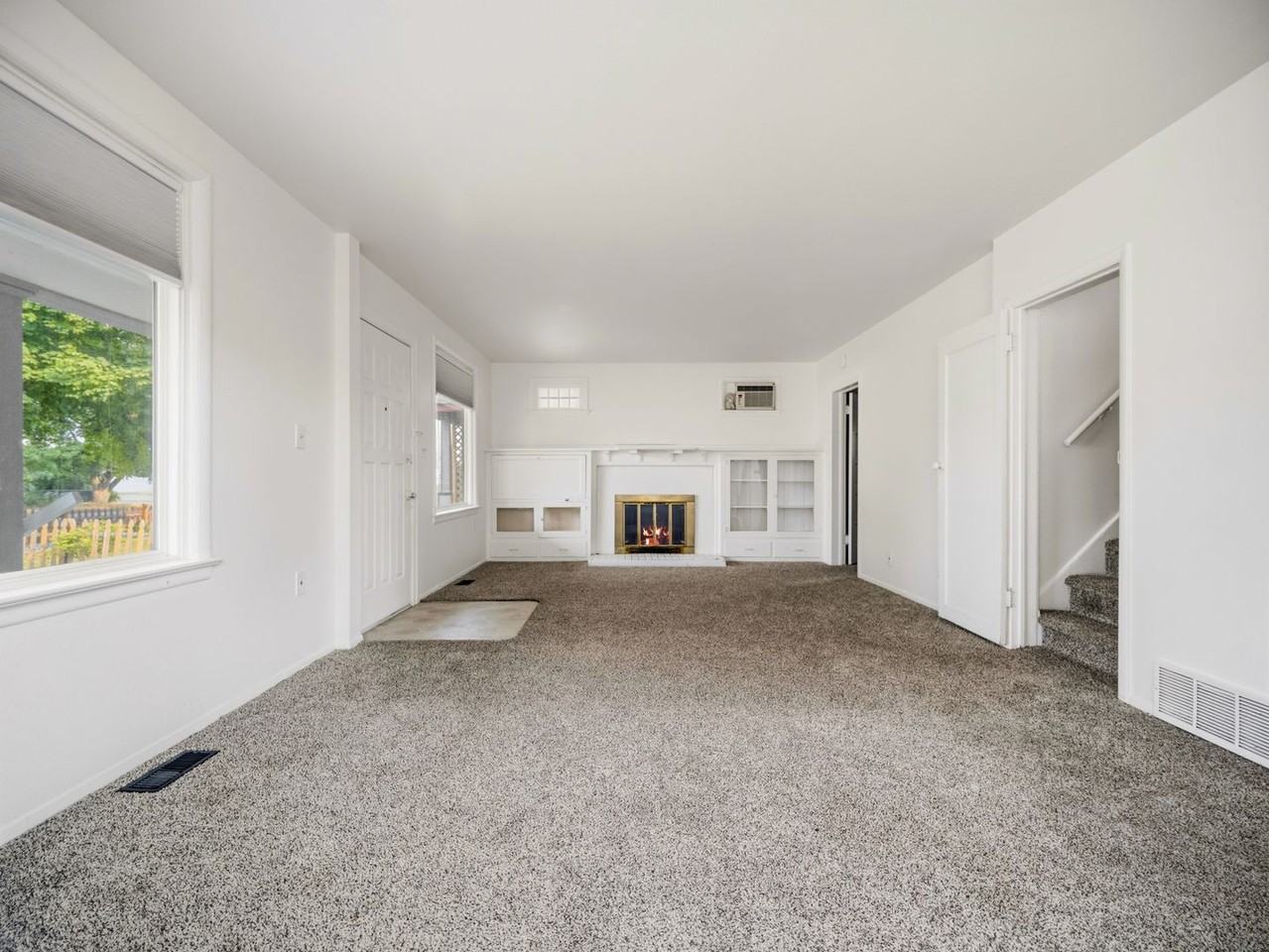 2418 N Cincinnati St - Photo 4 of 43