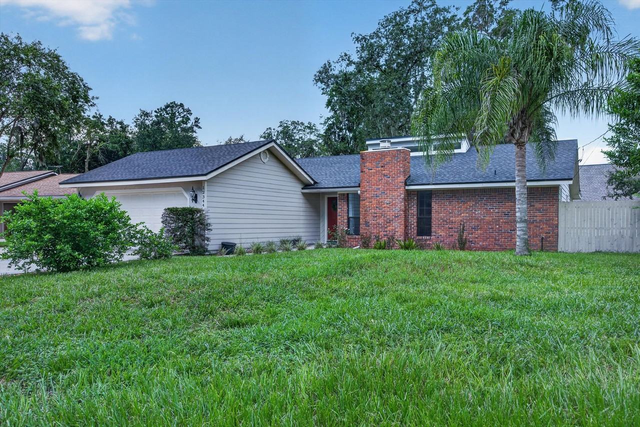 12344 Cormorant Ct - Photo 4 of 28