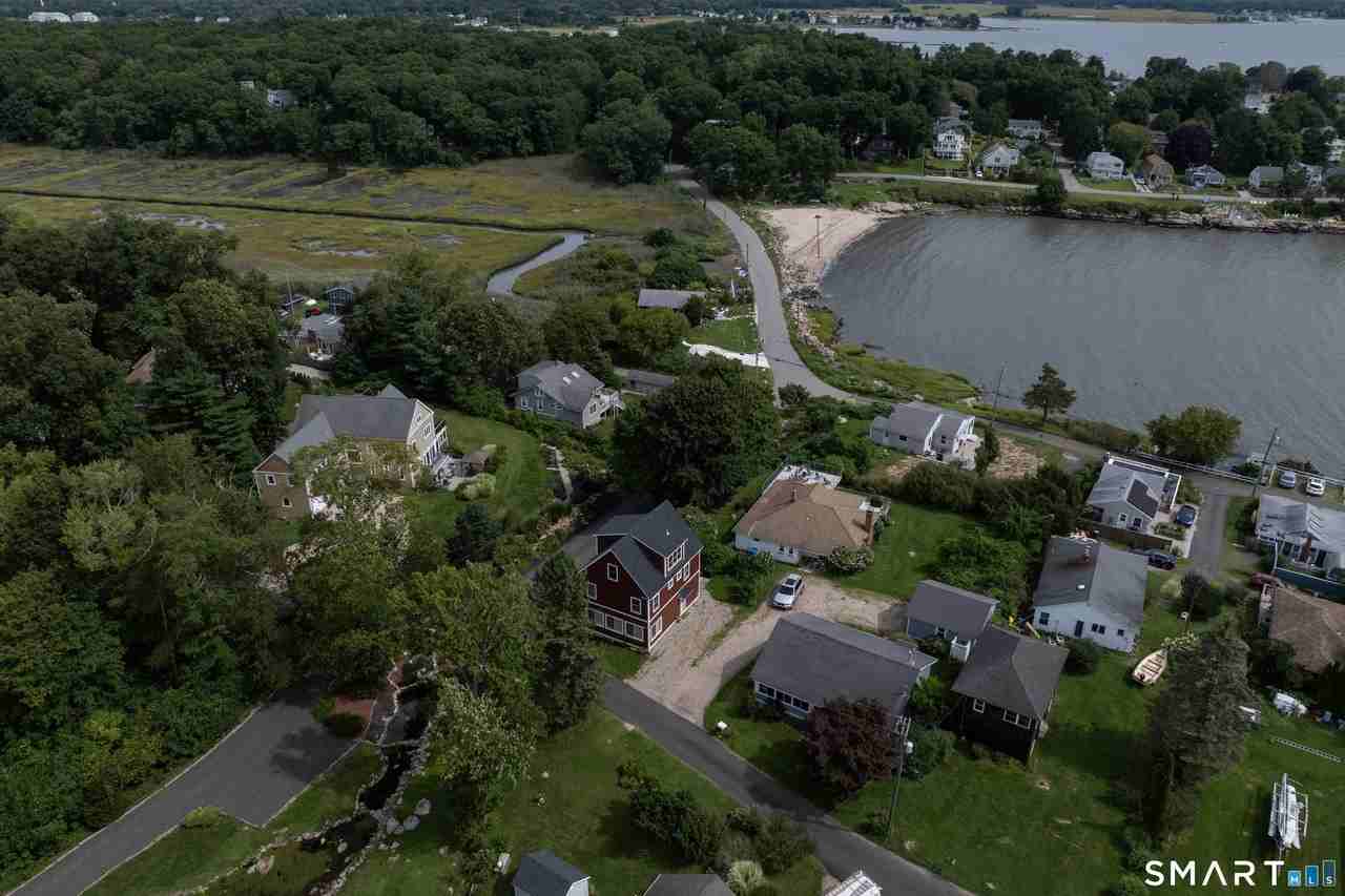77 Reeves Ave - Photo 6 of 31