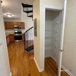 670 Boston Post Rd #1 - Photo 3 of 16