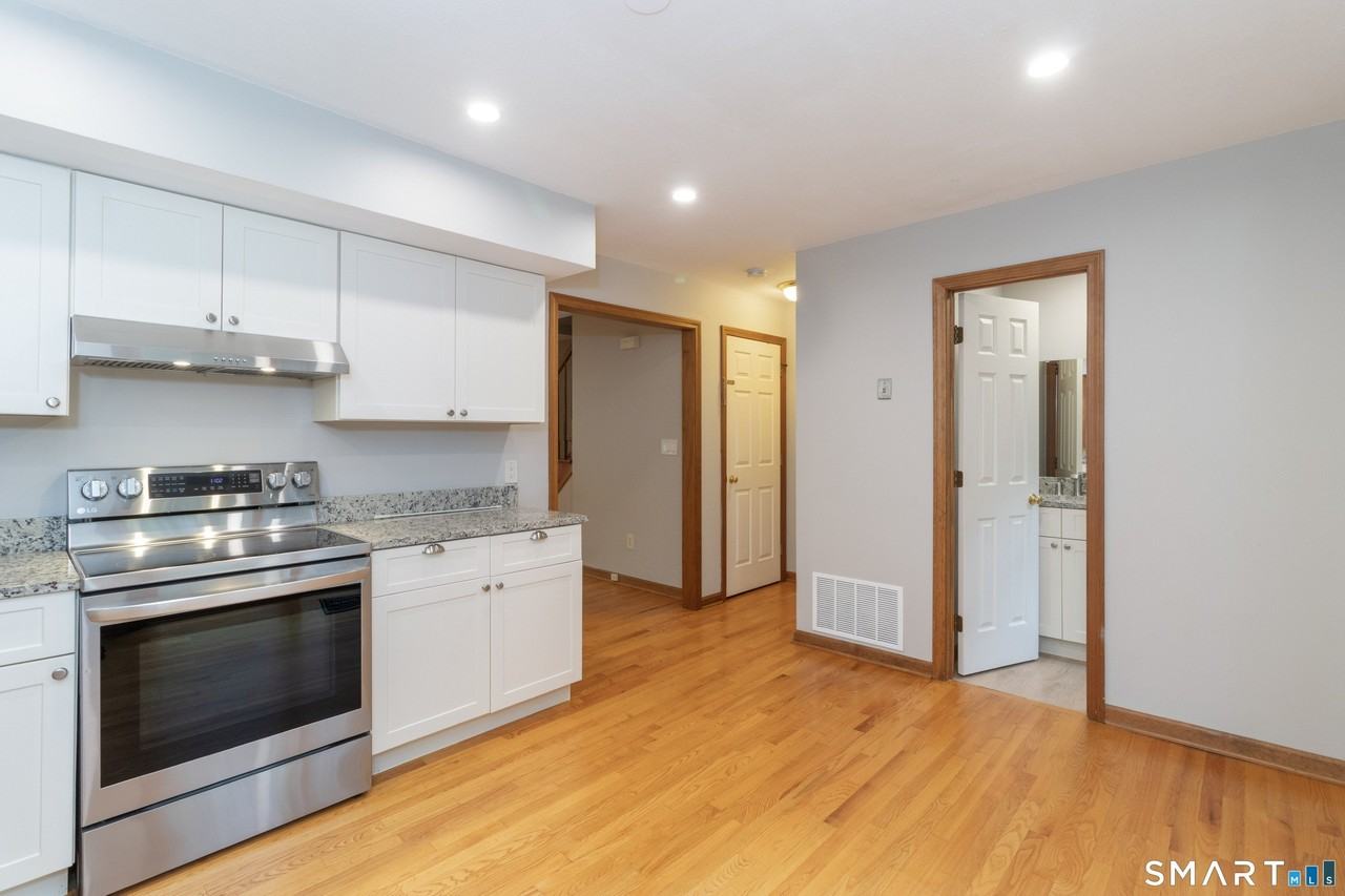 10 Clancy Rd #A - Photo 6 of 29