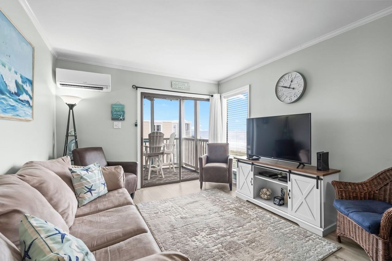2405 S Ocean Blvd - Photo 4 of 50