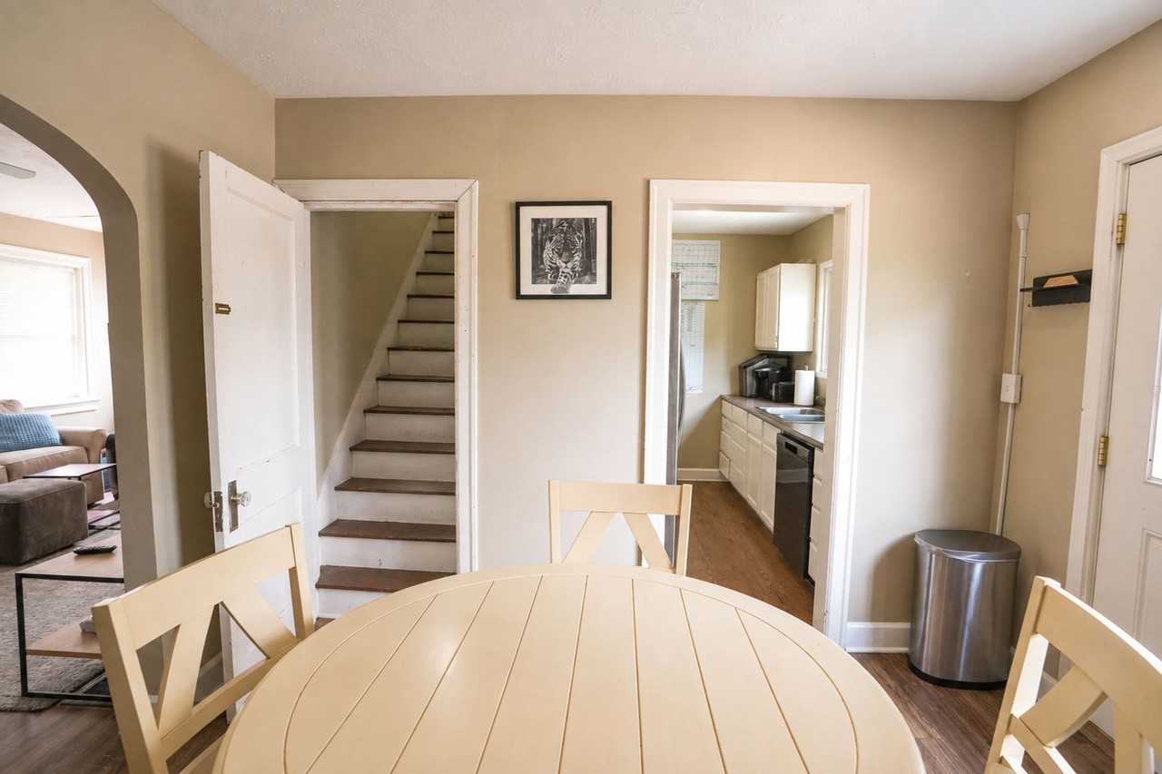 416 Gibson Ave - Photo 6 of 14
