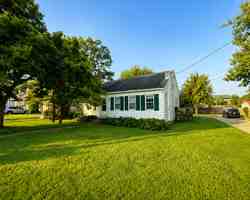 featured image of 430 Gibson Ave