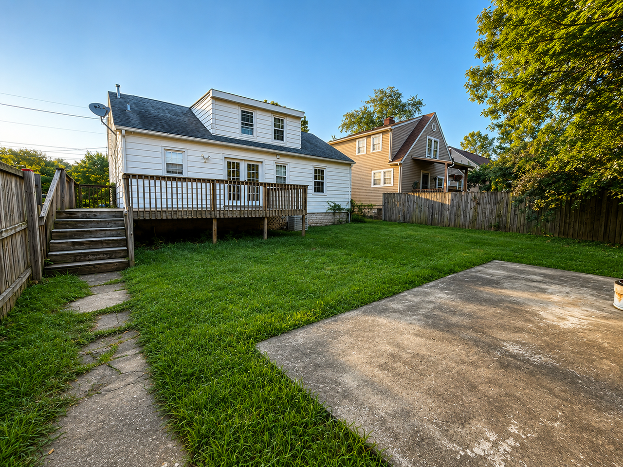 430 Gibson Ave - Photo 4 of 15