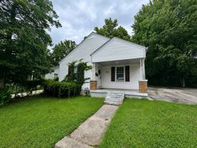 643 Golfview Dr - Photo 1 of 1