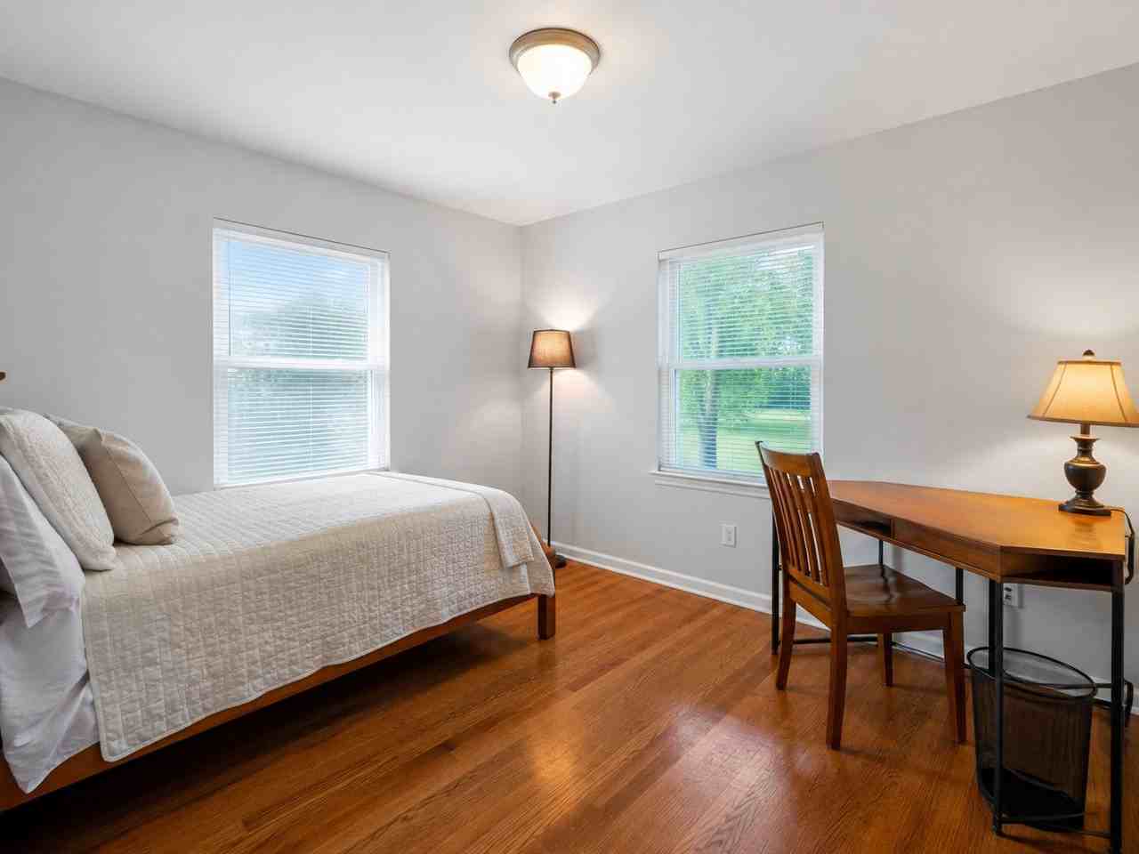 802 Golfview Dr - Photo 3 of 12