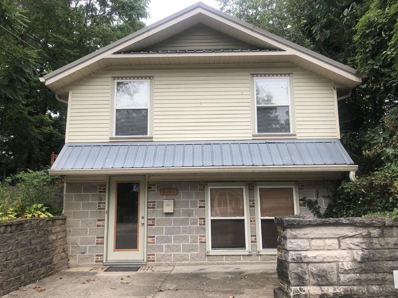 1200 N Washington St - Photo 2 of 30