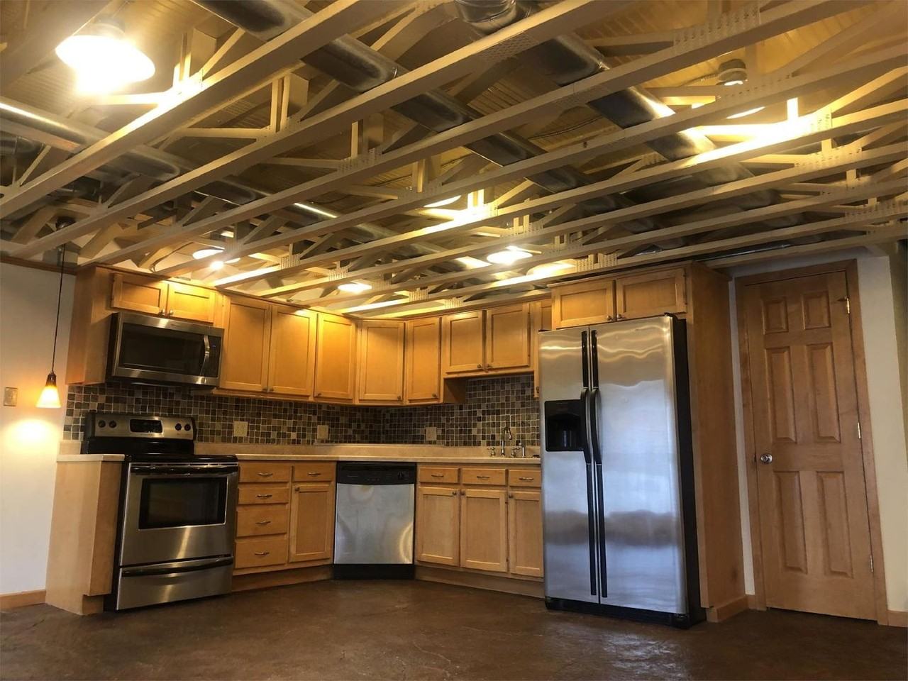 1200 N Washington St - Photo 6 of 30