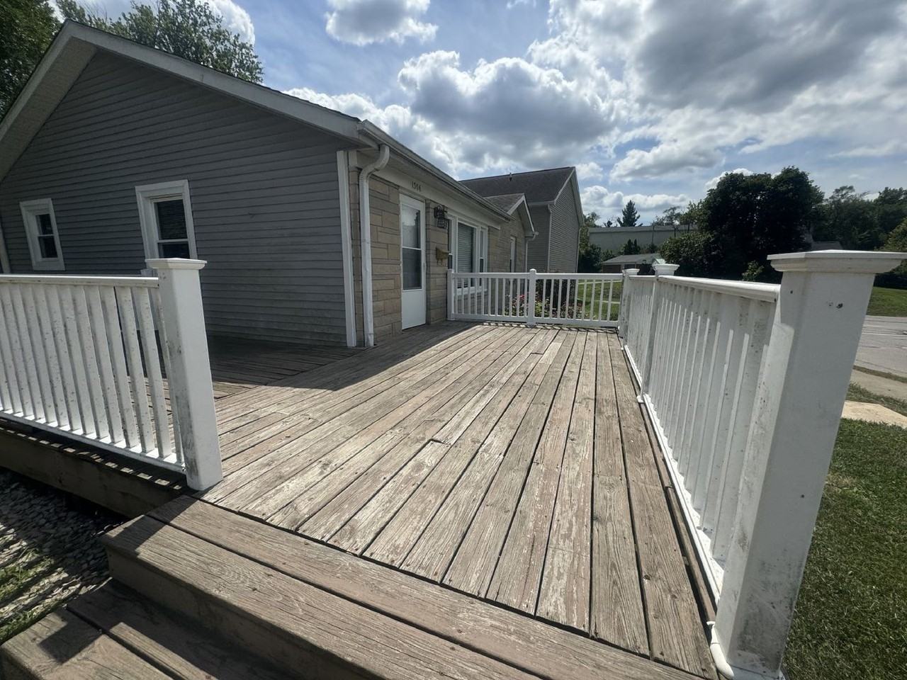 1506 N Washington St - Photo 2 of 34