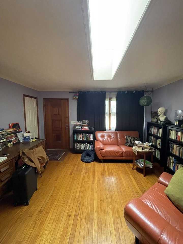1904 E Maxwell Ln - Photo 5 of 17