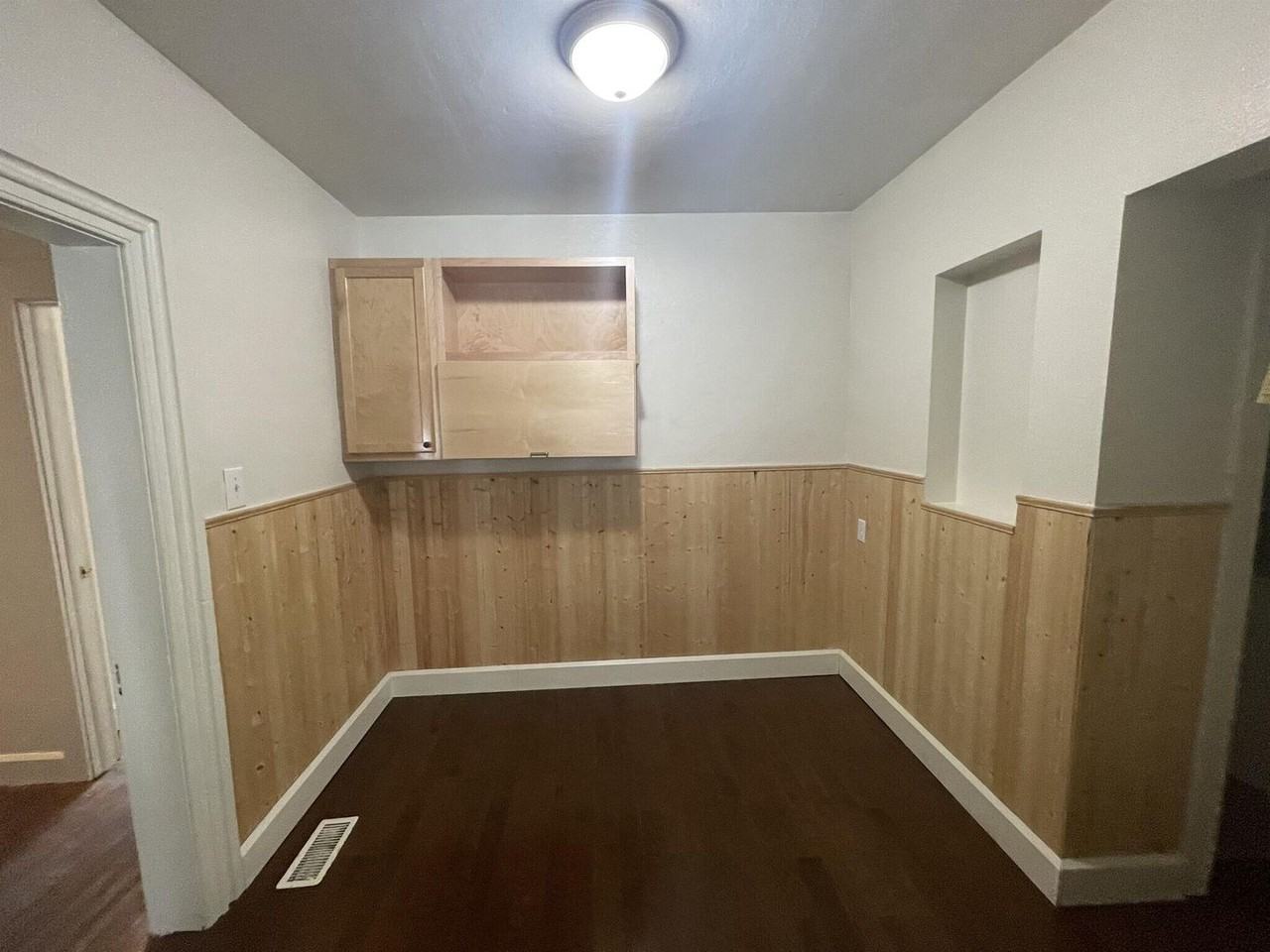 416 S Mitchell St - Photo 5 of 19