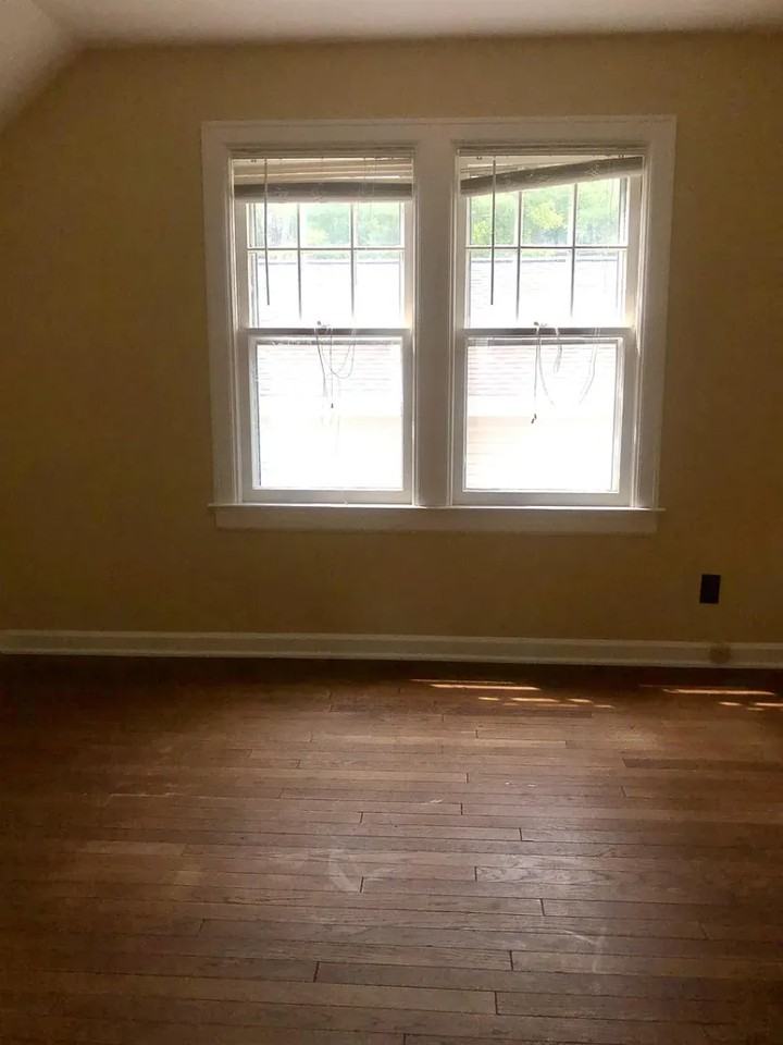 510 S Mitchell St - Photo 7 of 22