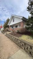 featured image of 810 N Lincoln St