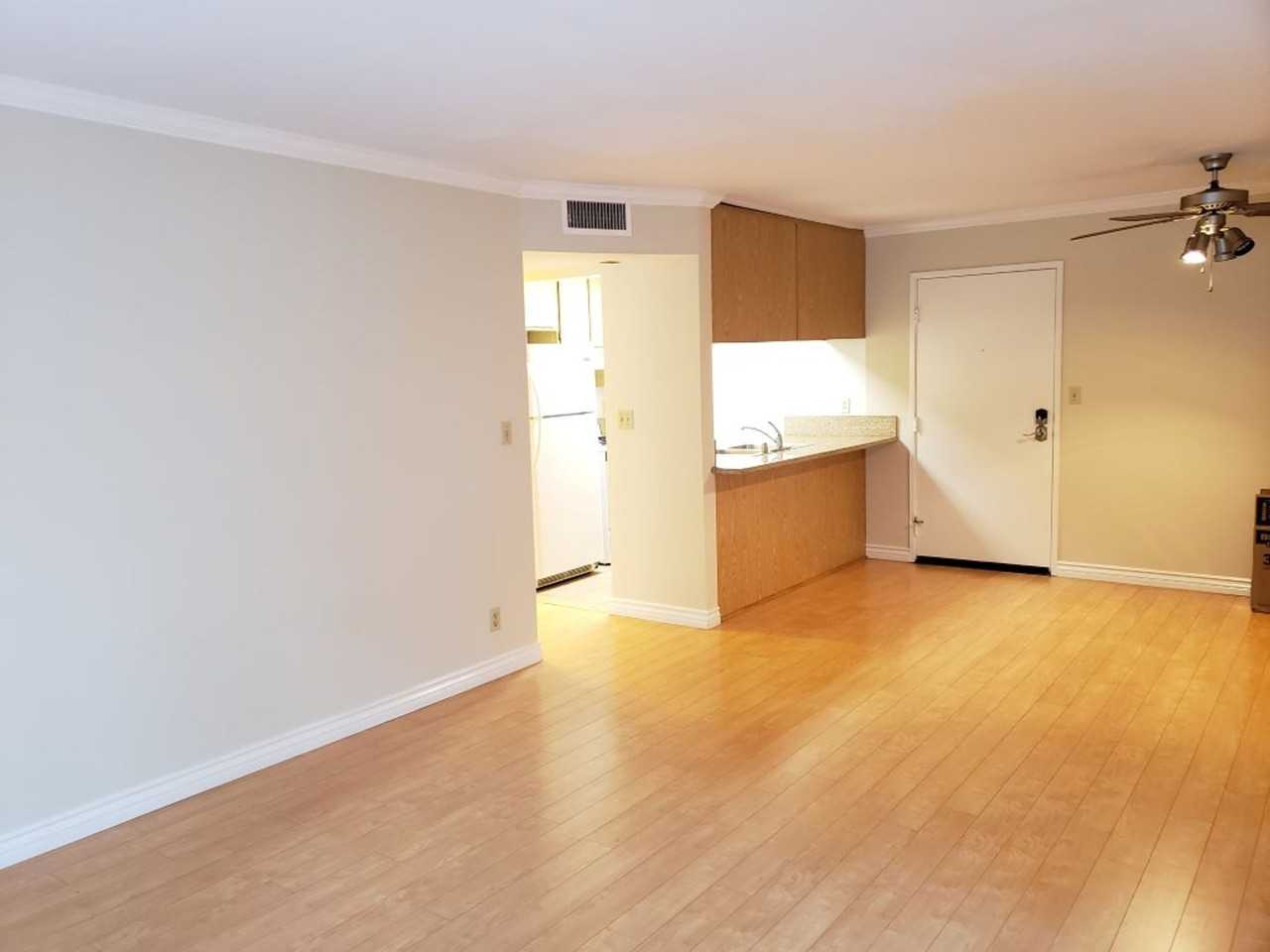Vista Verdugo Apartments LP - Photo 2 of 14