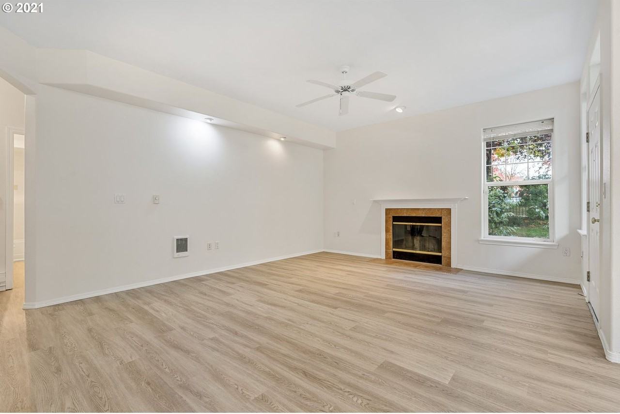 1280 Ne 63rd Way - Photo 5 of 21