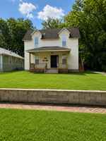 featured image of 320 S Florence Ave