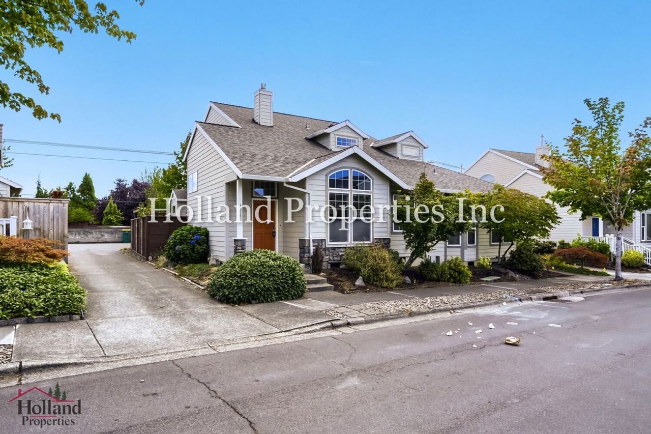 4914 Nw Huserik Dr - Photo 3 of 29