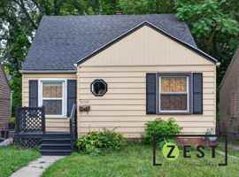 featured image of 18226 Kentfield St