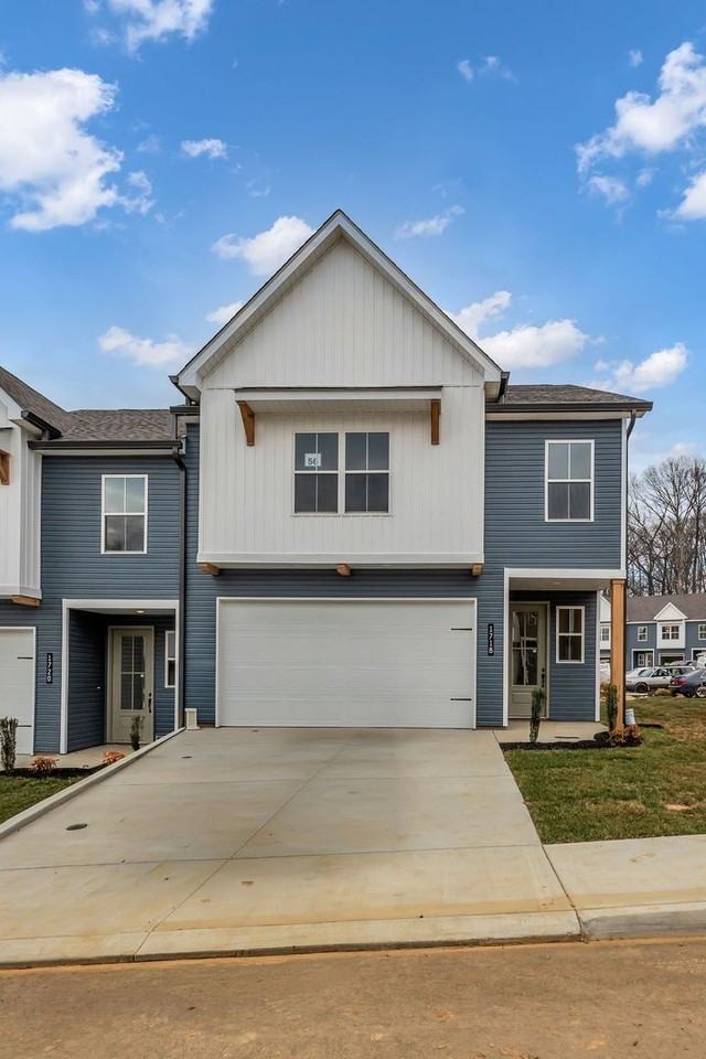 1718 Lateglow Way - Photo 3 of 39
