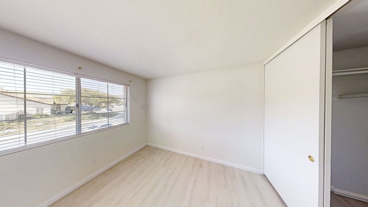 34907 Summerwood Dr - Photo 6 of 14