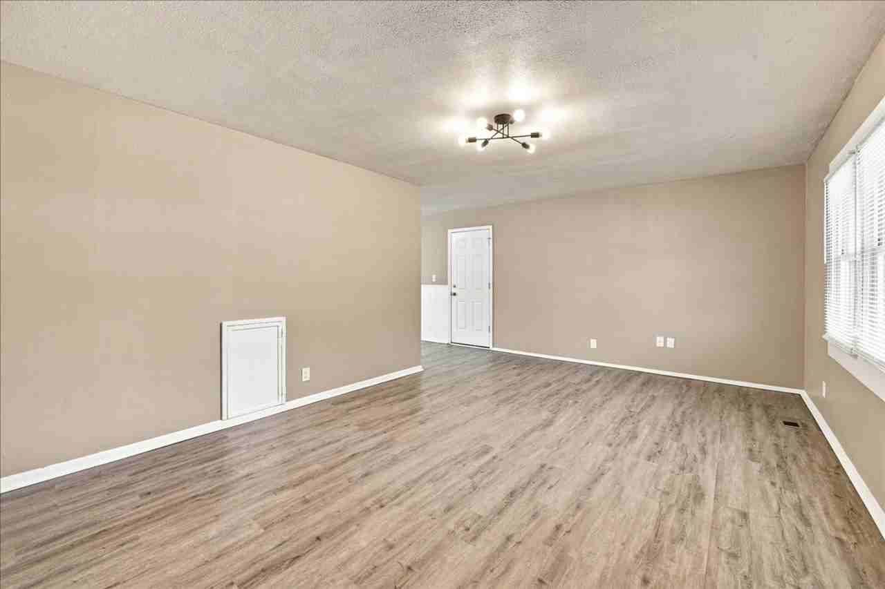 3743 Breen Dr - Photo 2 of 13