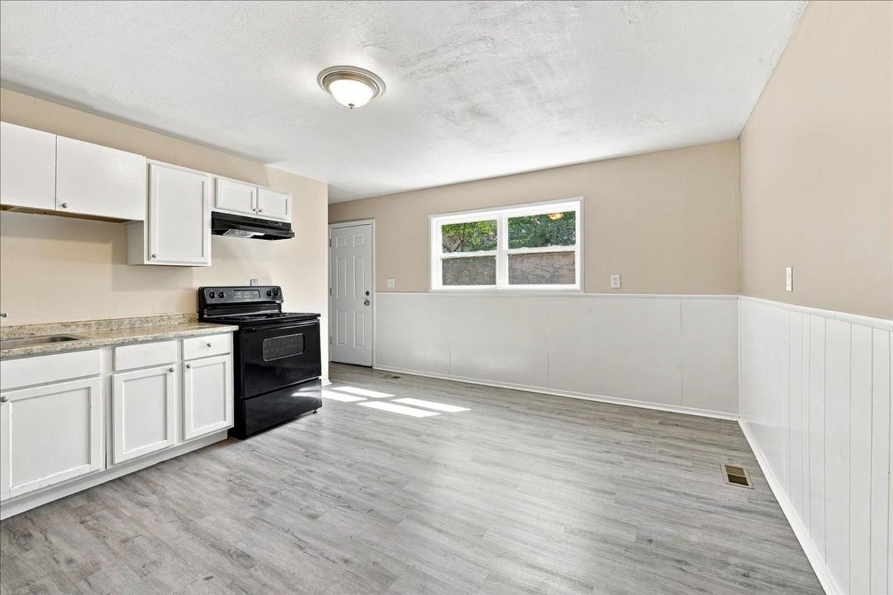 3743 Breen Dr - Photo 6 of 13
