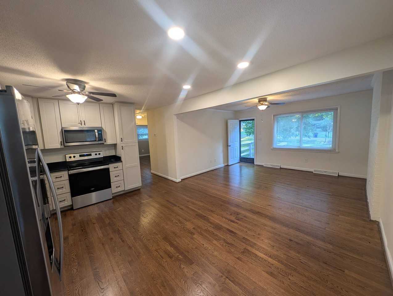 747 Phelps And Workman Rd #1 - Photo 3 of 11
