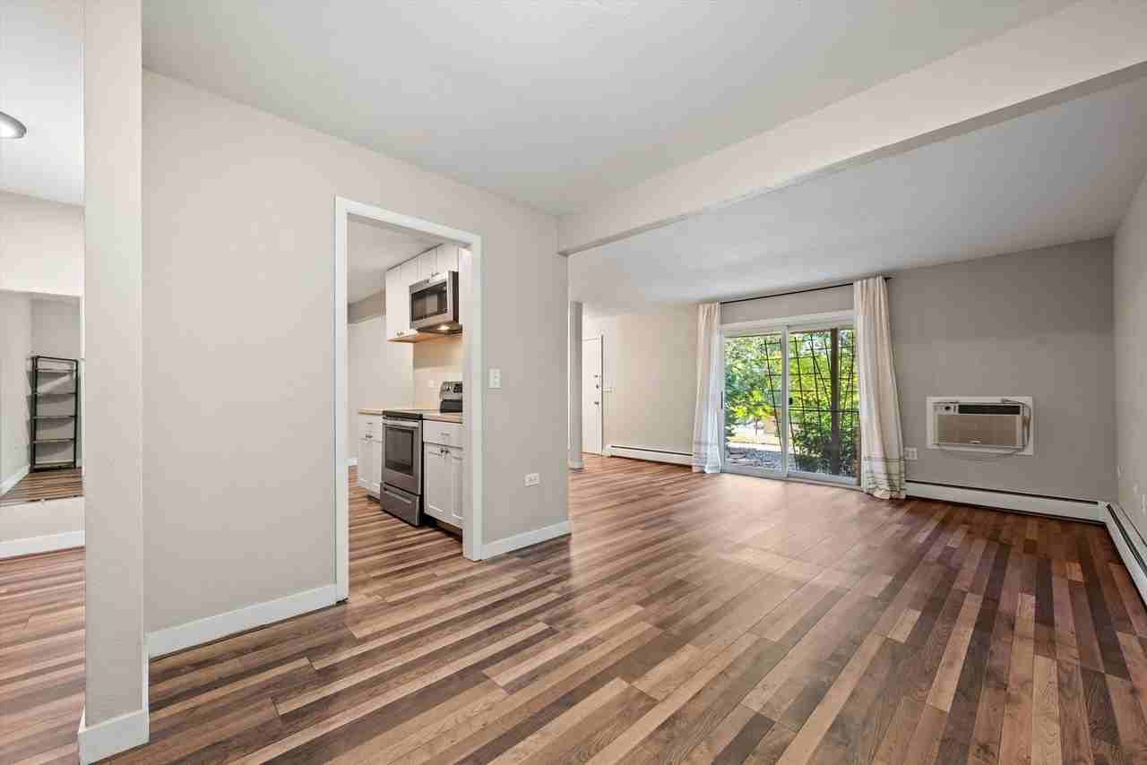 4529 S Lowell Blvd - Photo 6 of 17