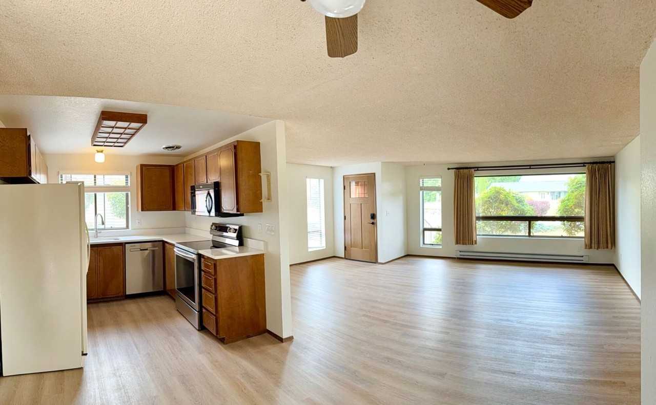 218 108th St Se - Photo 3 of 15