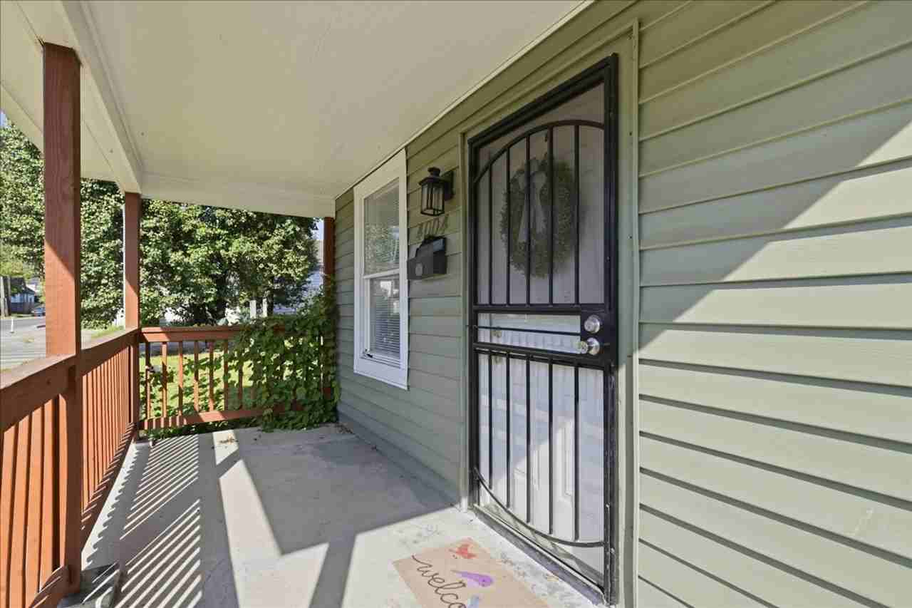 4004 E Michigan St - Photo 4 of 17