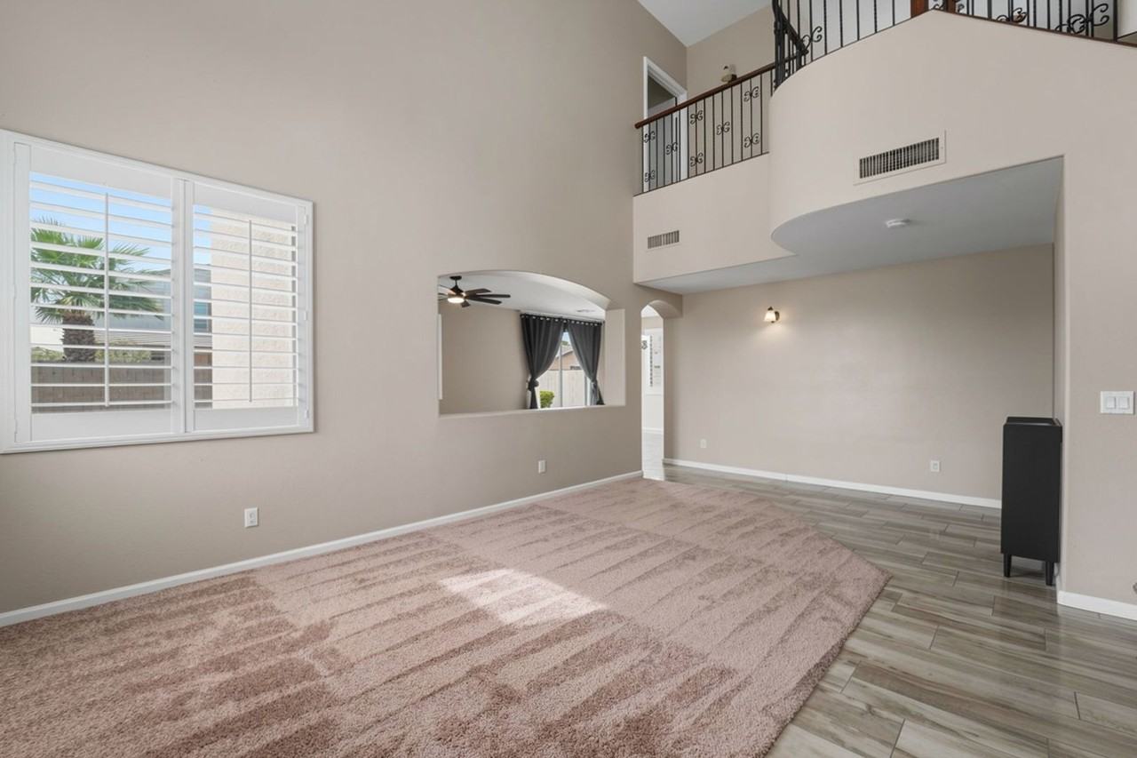 21338 N Cecil Ct - Photo 6 of 43
