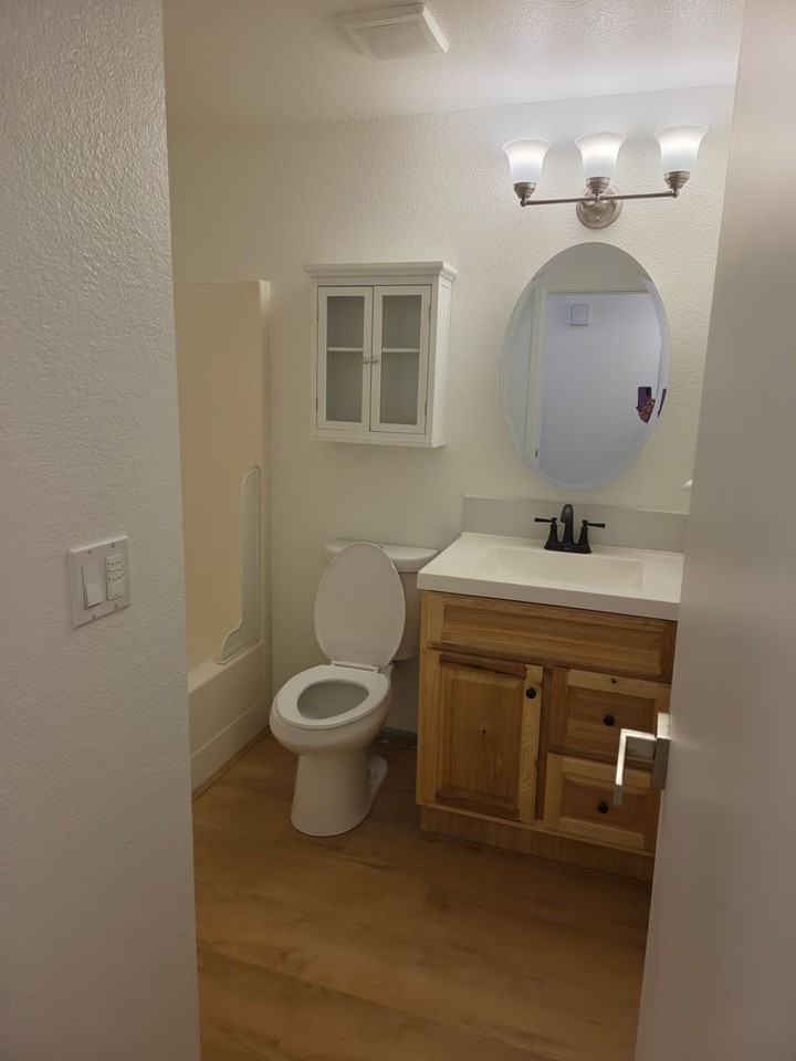 2315 Wilson Ave - Photo 3 of 13