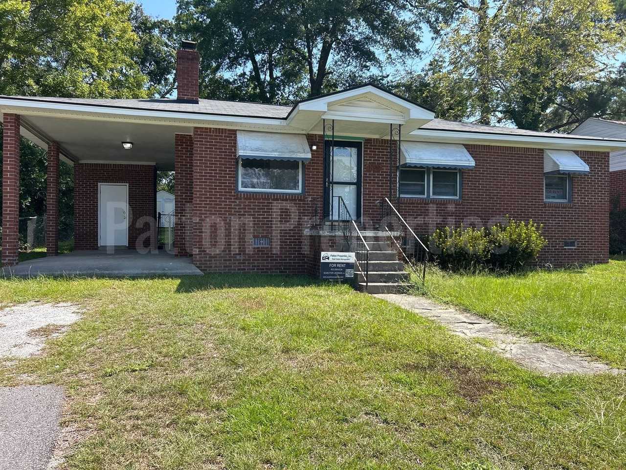 1700 Broadland Ave - Photo 3 of 22