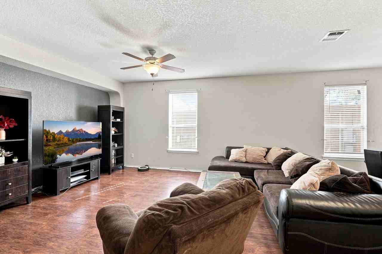 4426 Semora Oak - Photo 7 of 29