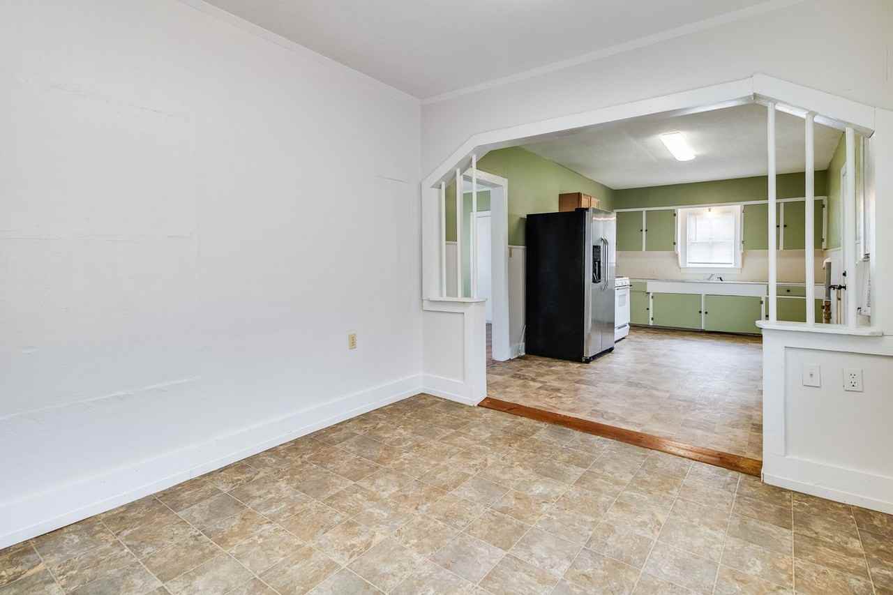 505 E Main St - Photo 4 of 15