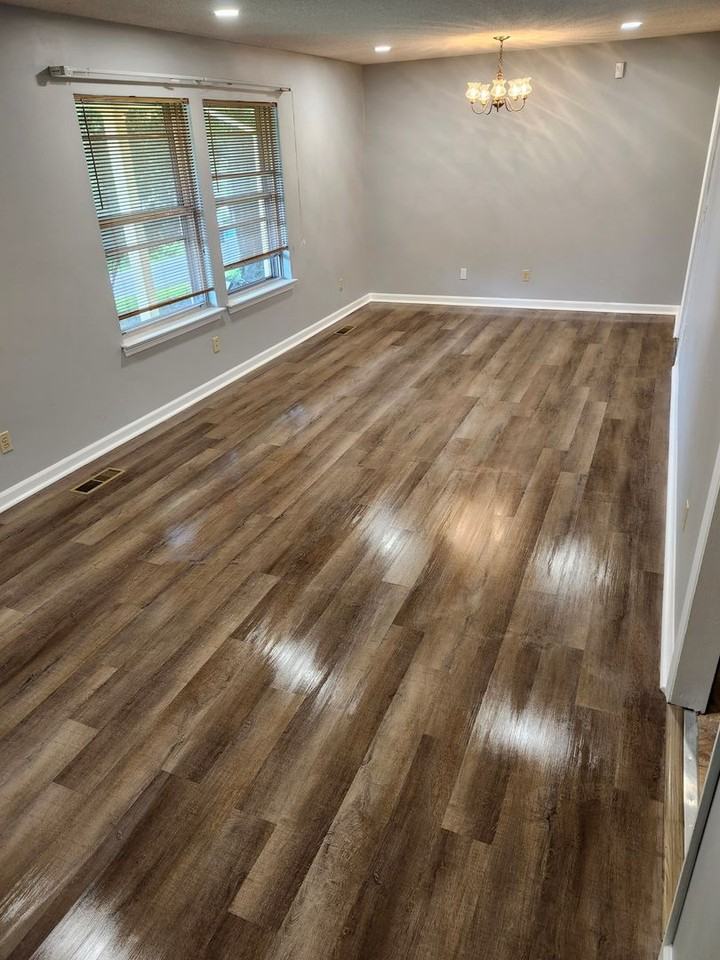 6067 Browntown Rd - Photo 5 of 17