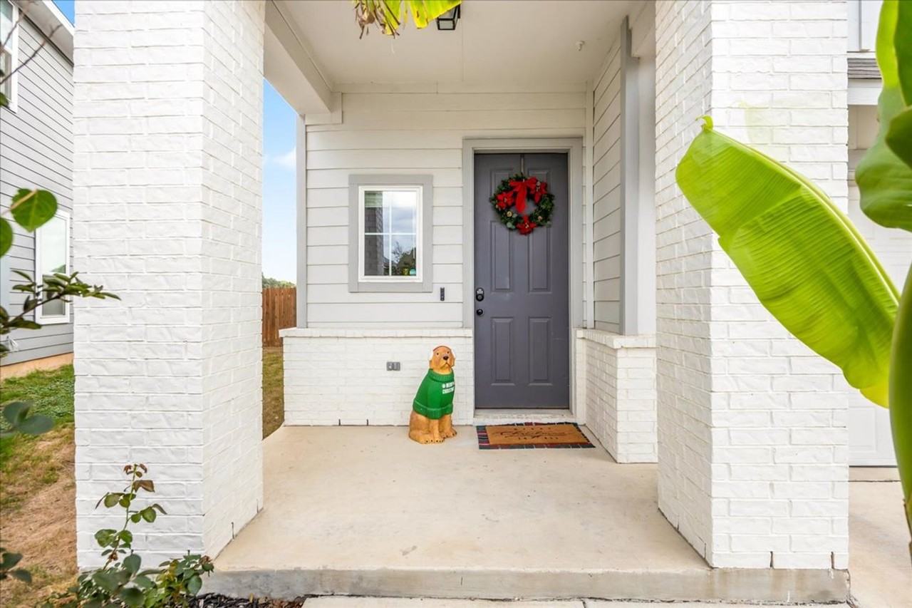 4710 Audubon Pl - Photo 3 of 29