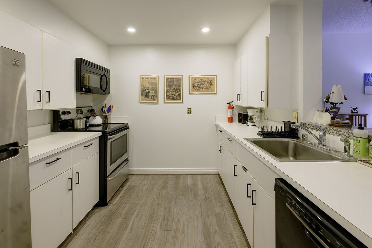 2301 N St Nw #310 - Photo 6 of 34