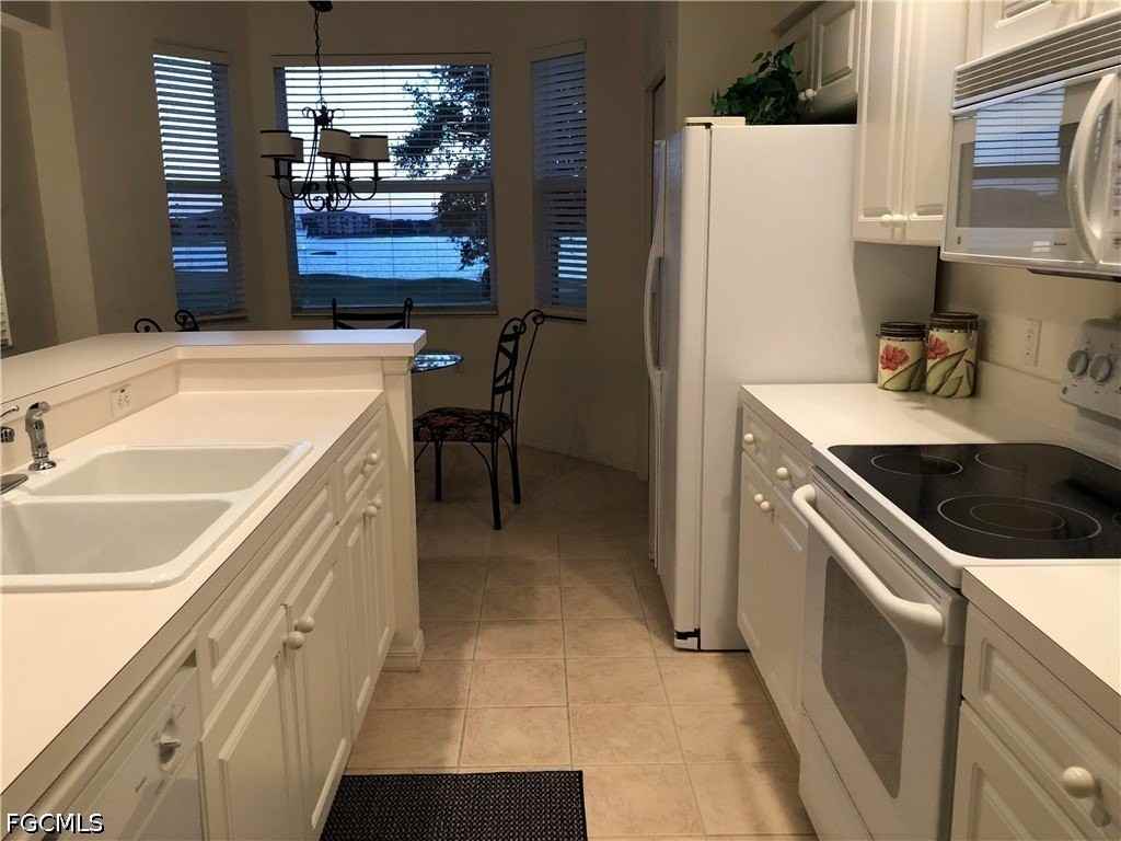 10370 Washingtonia Palm Way #4323 - Photo 7 of 35