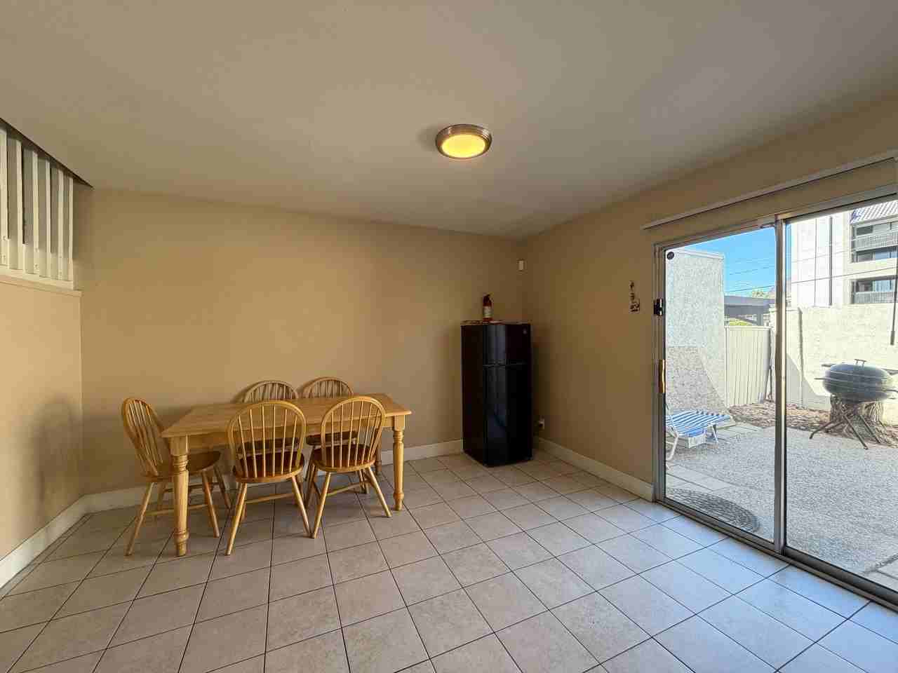 570 Willow Green Dr - Photo 5 of 20