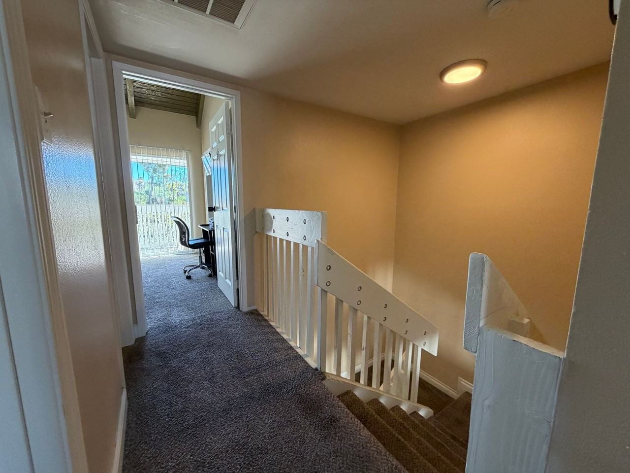 570 Willow Green Dr - Photo 7 of 20