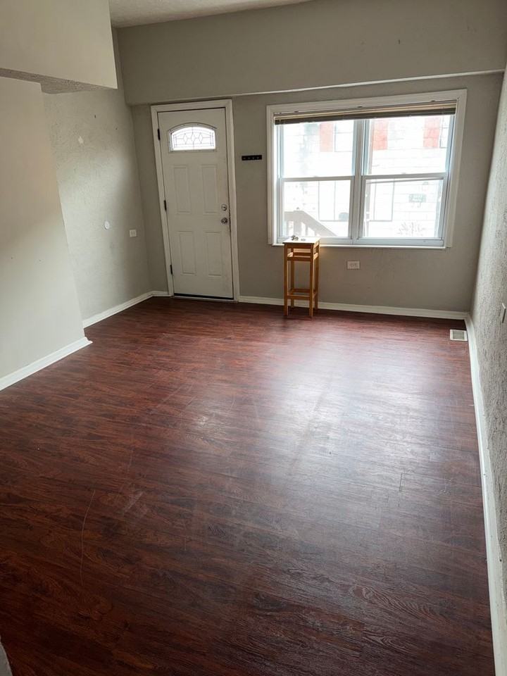 2332 Fox Way - Photo 3 of 13