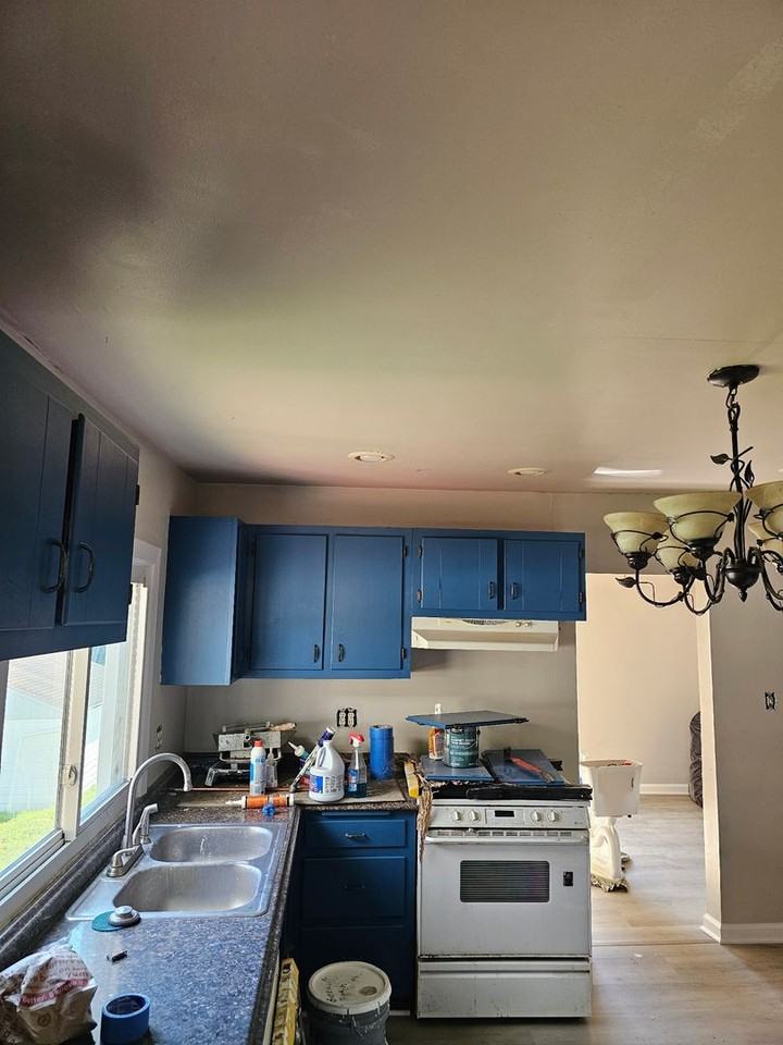 2025 Main St - Photo 2 of 5