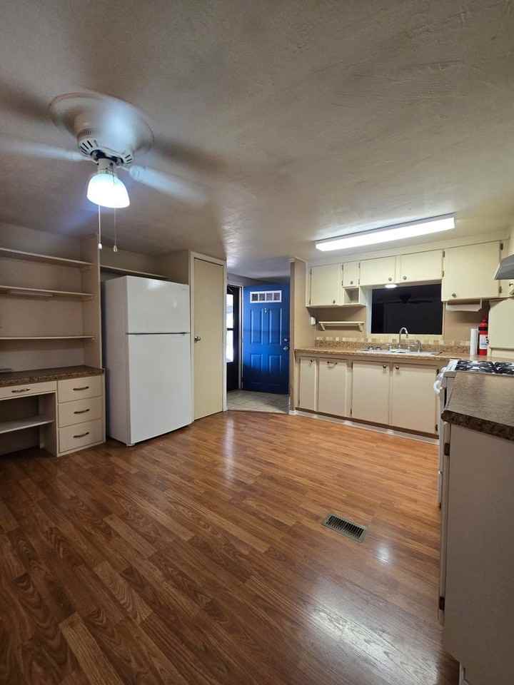 216 Conestoga Trl - Photo 5 of 19