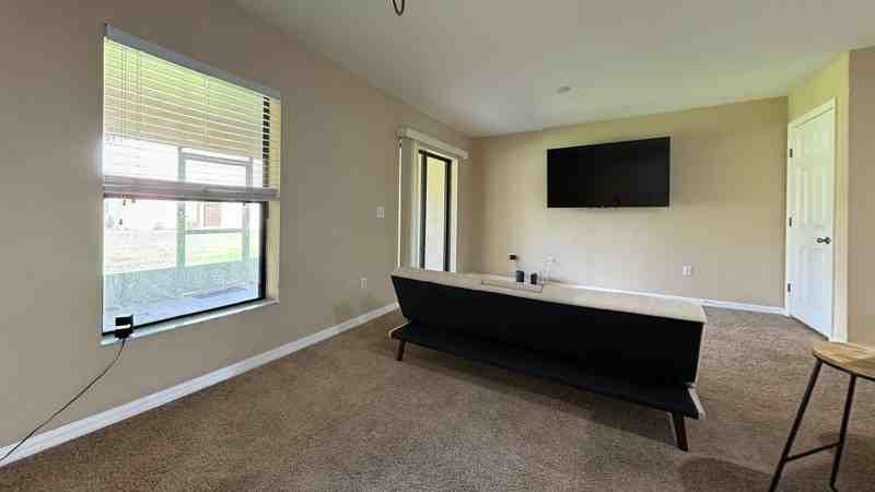 2516 Oleander Lakes Dr - Photo 3 of 47