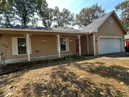 featured image of 121 Silverbrook Dr