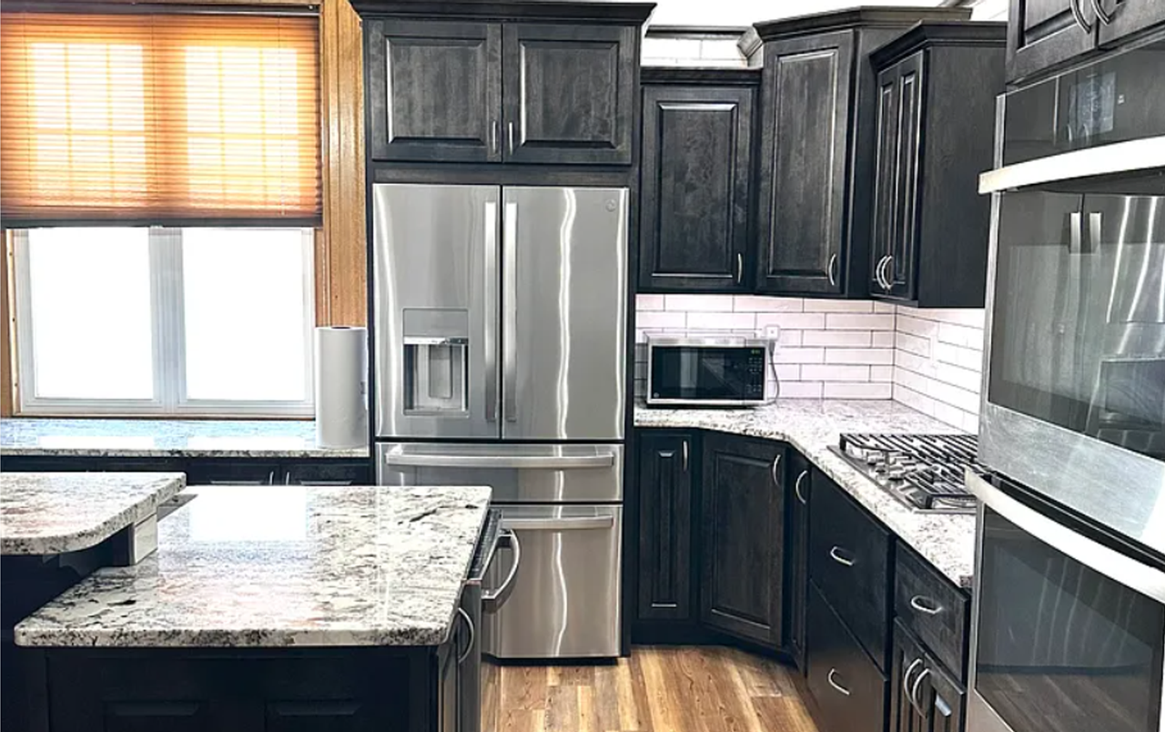 315 N Lawler St - Photo 2 of 14