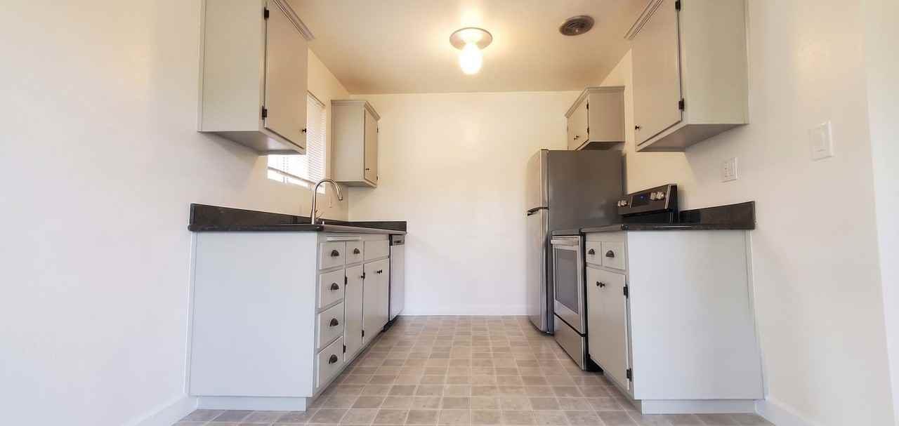 335 Torino Dr #7 - Photo 4 of 9